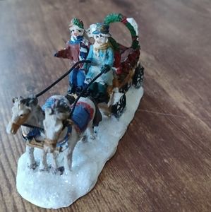 Cobblestone Corner horse carriage